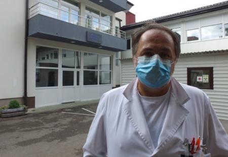 https://storage.bljesak.info/article/358196/450x310/emir abdulovic dr travnik bolnica.jpg